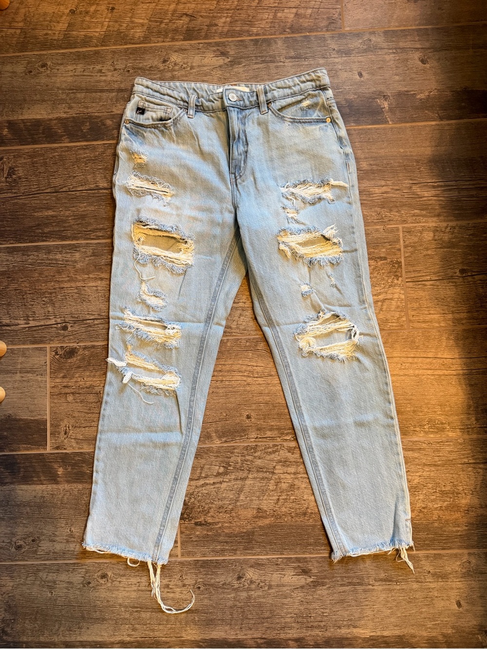 KanCan Light Blue Ripped Cropped Jeans